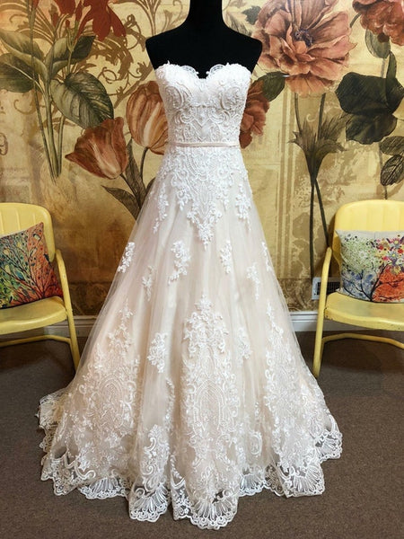 A-line Lace Applique Beaded Princess Wedding Dress Sexy Sweetheart Lace Bridal Gowns 2018 - FlosLuna